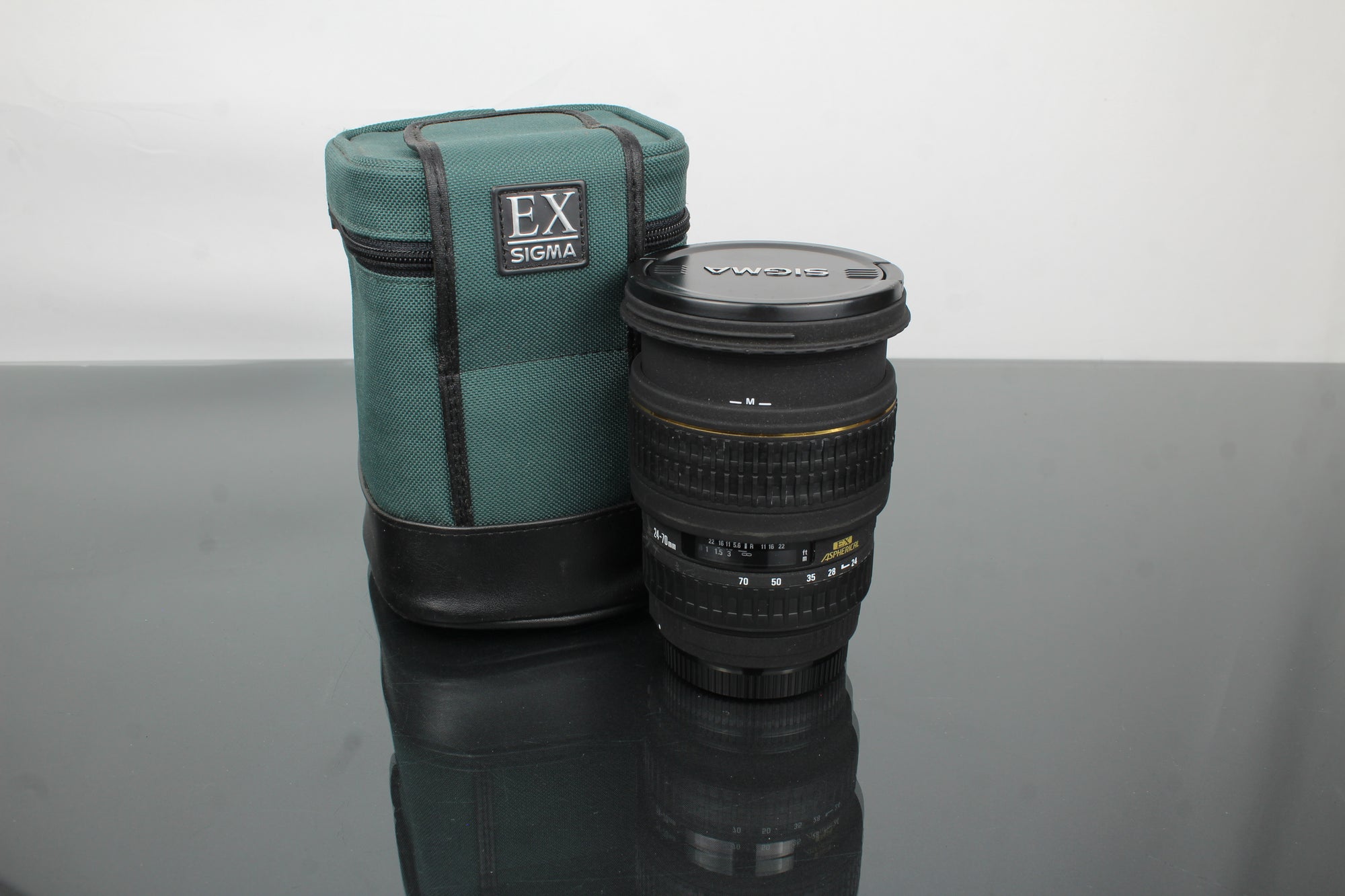 Sigma zoom EX DG 24-70mm 1:2.8 monture Canon EF