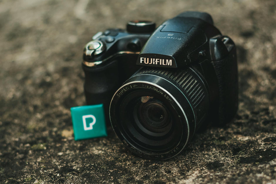 Minimalist Camera Bag Setups with Second‑Hand Gear (2025) - Dutch|Thrift