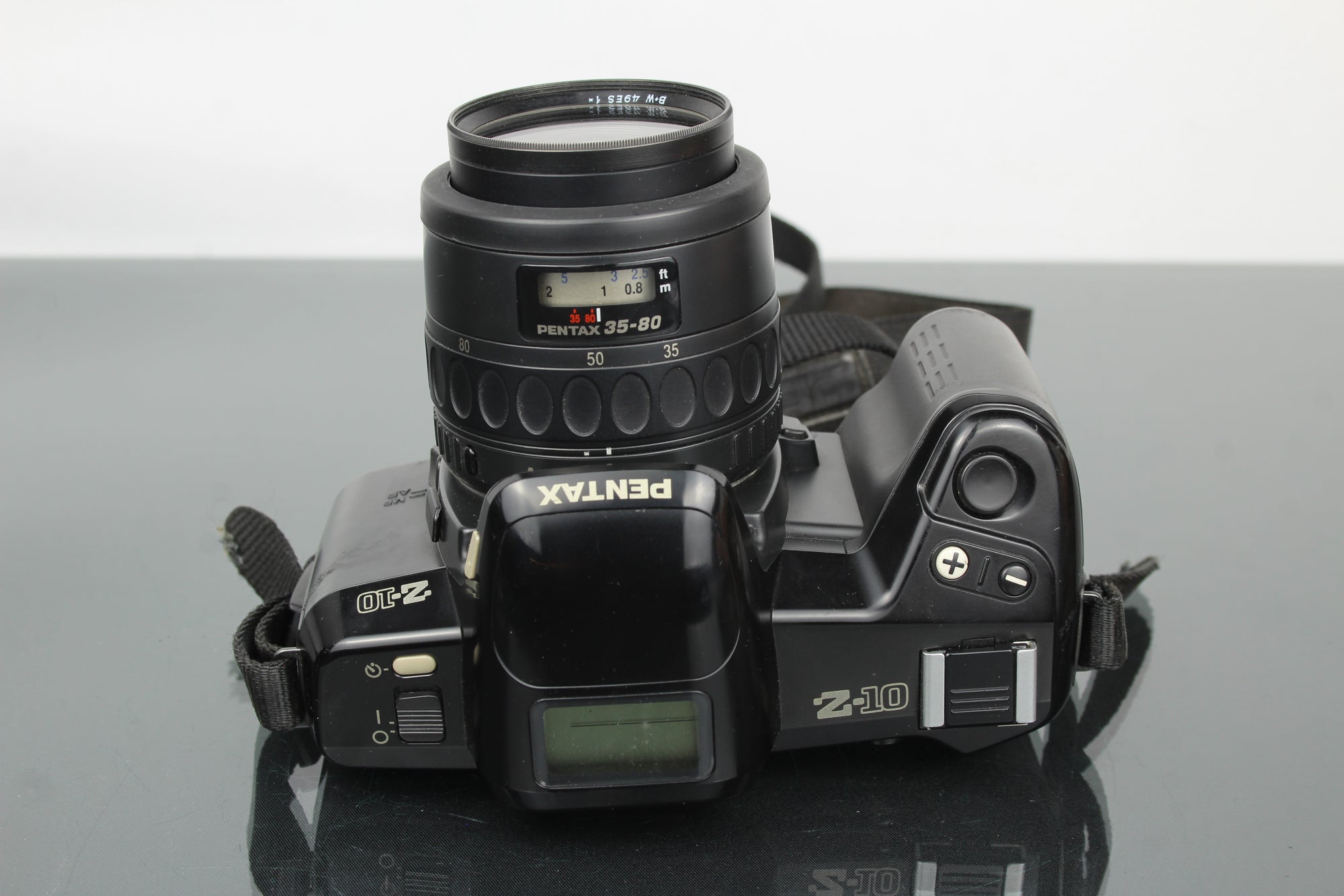 Pentax Z-10 + objectif 1:4-5.6 35-80mm