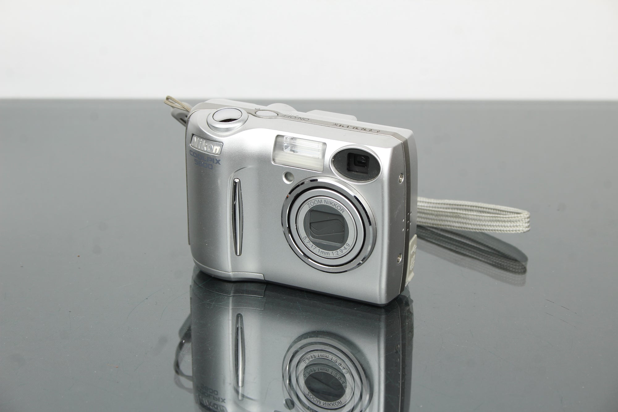 Nikon Coolpix 5600