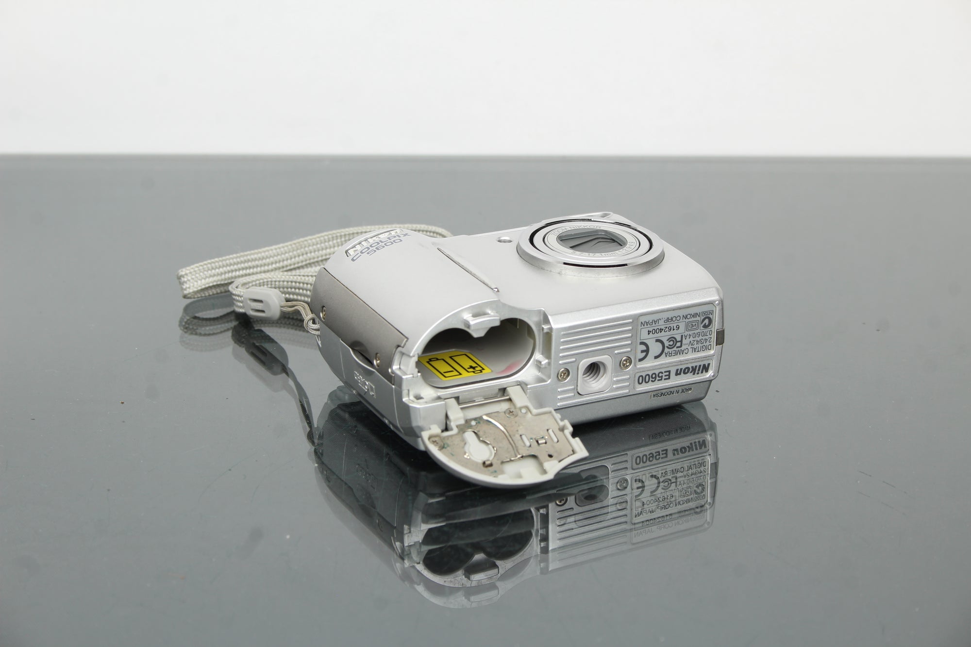 Nikon Coolpix 5600