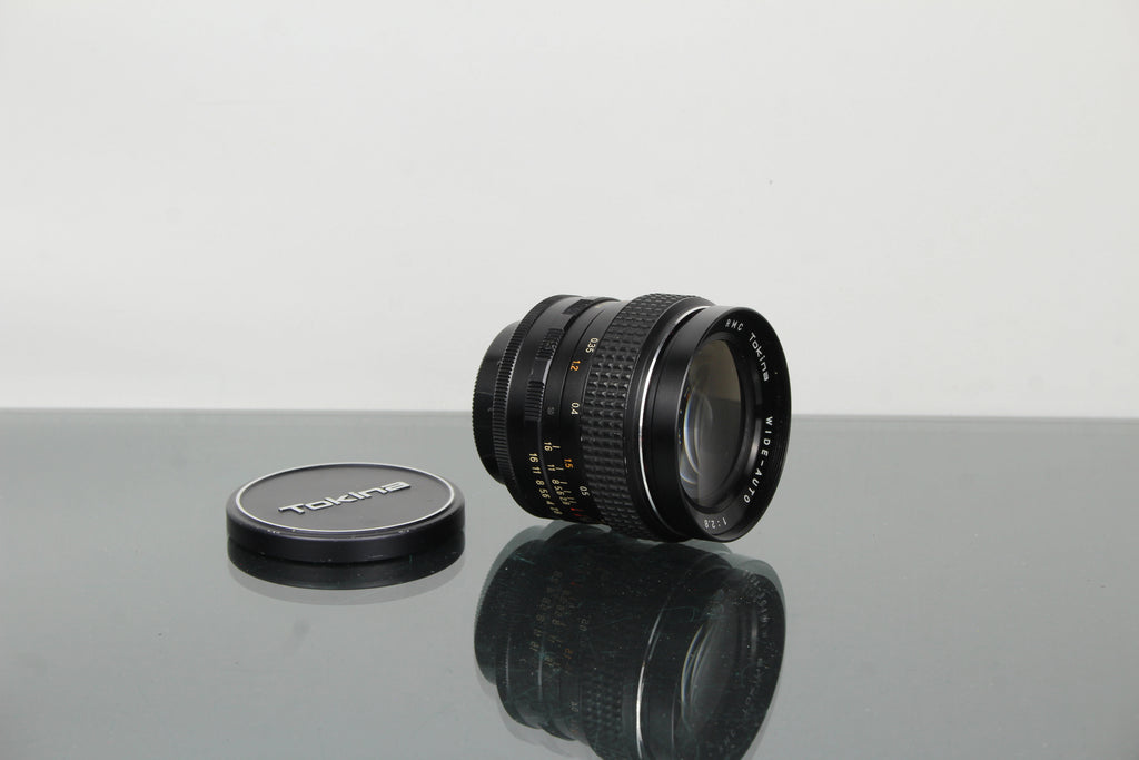 Tokina Wide-Auto 1:2.8 f=28mm Monture M42