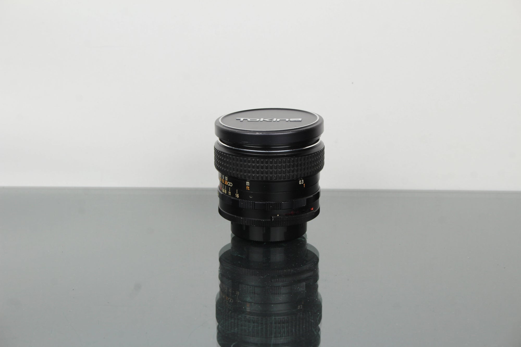 Tokina Wide-Auto 1:2.8 f=28mm Monture M42
