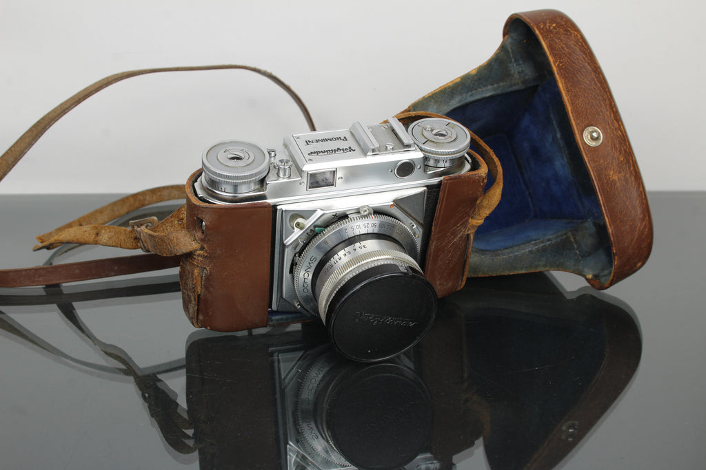 Voigtlander Prominent + objectif 50 mm f/1.5 Nokton