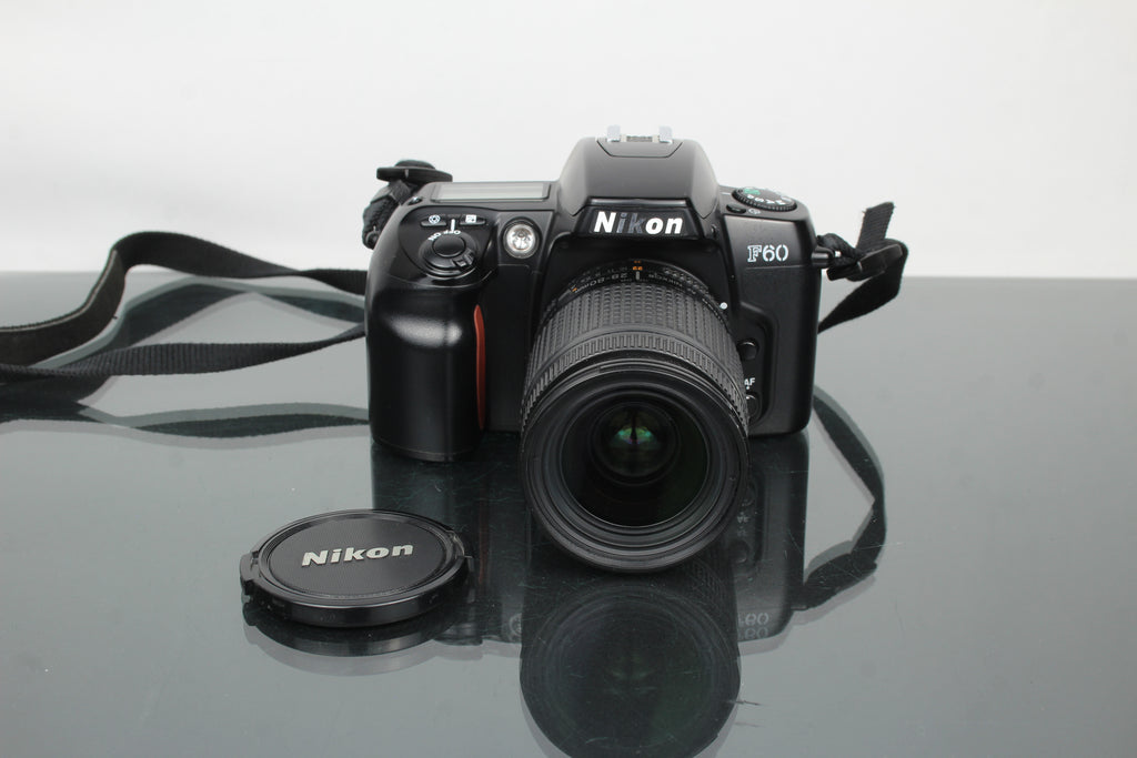 Nikon F60 + objectif AF Nikkor 28-80mm 1:3.5-5.6 D