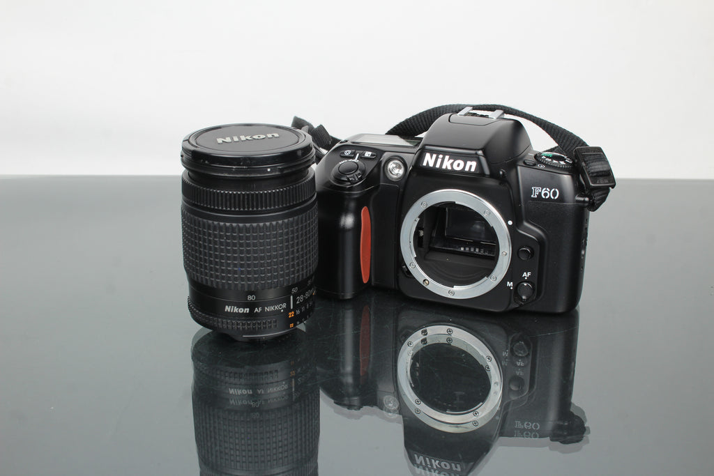 Nikon F60 + objectif AF Nikkor 28-80mm 1:3.5-5.6 D