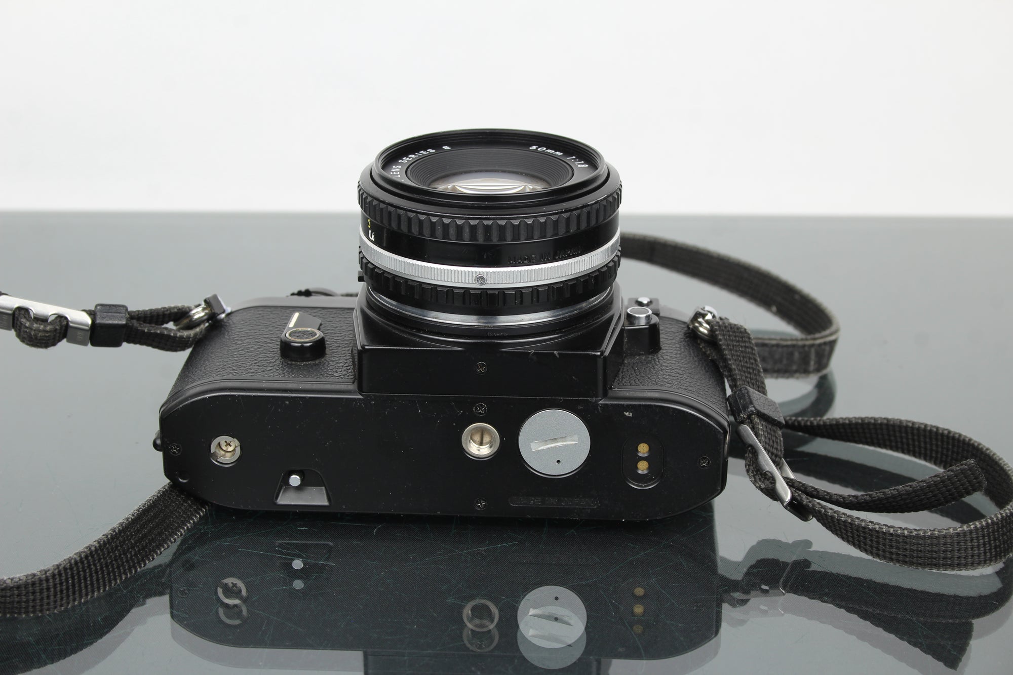 Nikon EM + objectif 50 mm 1:1.8 Series E