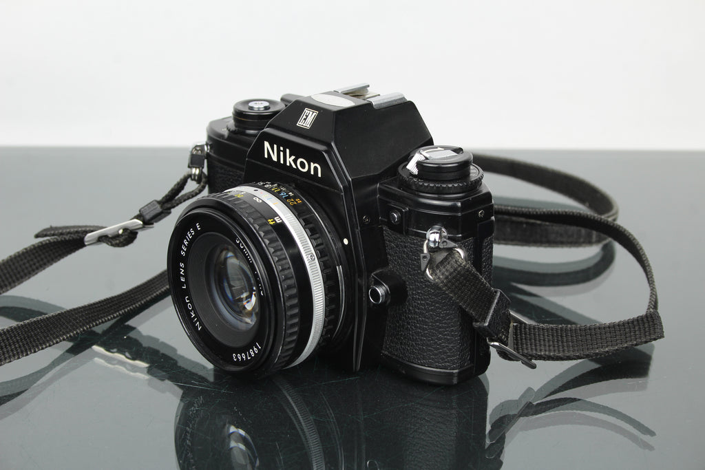 Nikon EM + objectif 50 mm 1:1.8 Series E