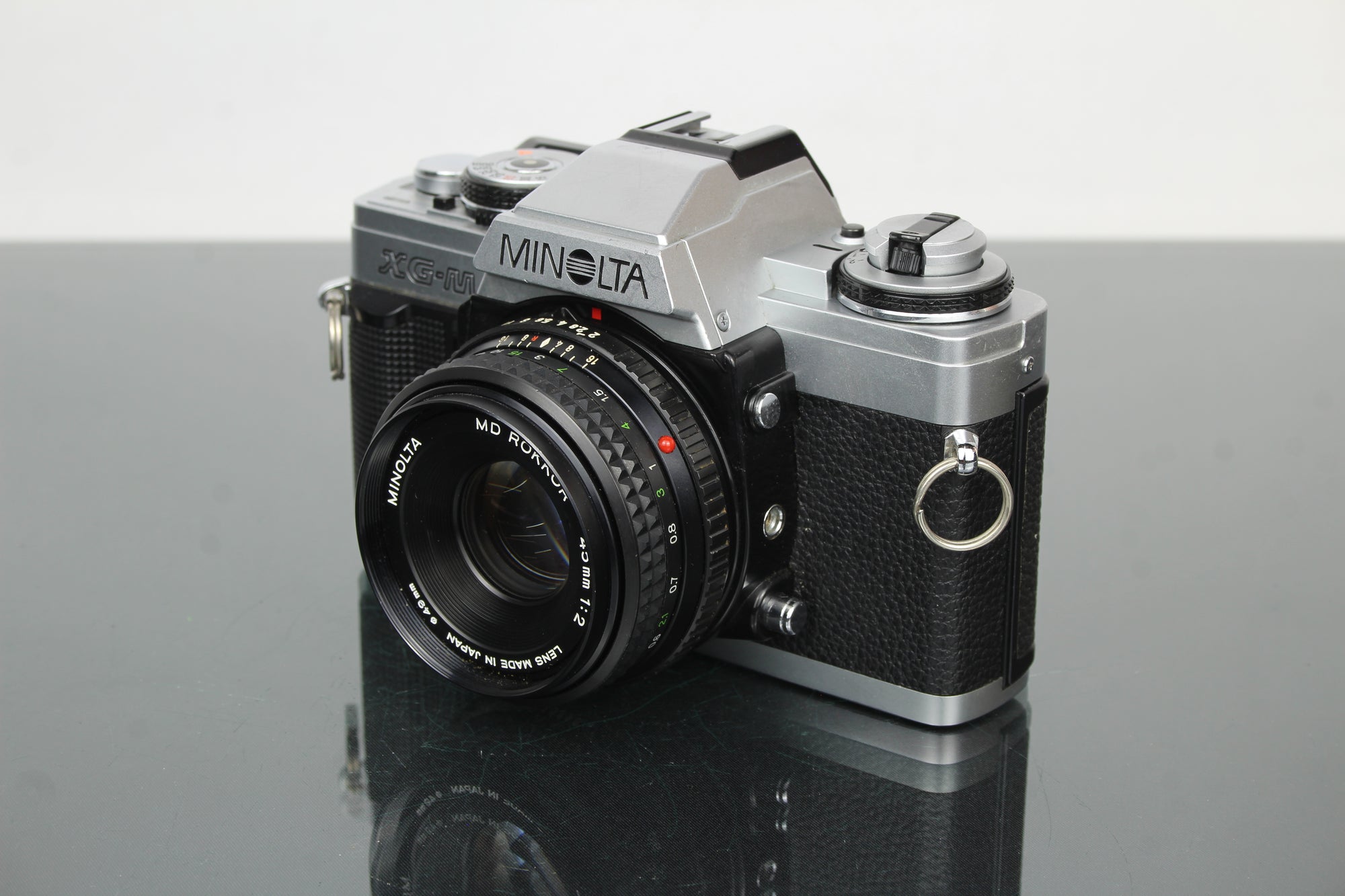 Minolta XG-M + objectif Minolta MD Rokkor 45mm 1:2