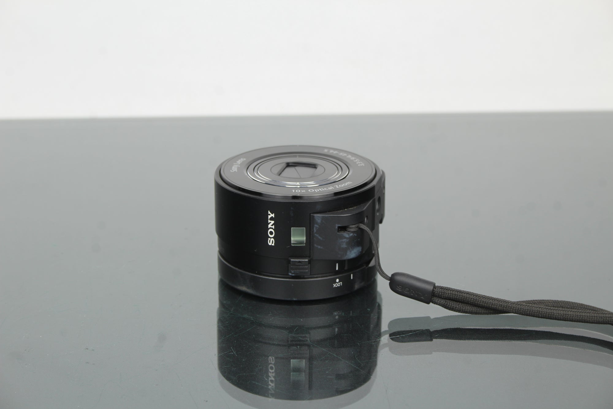 Sony DSC-QX10 Objectif G 3.3-5.6/4,45-44,5