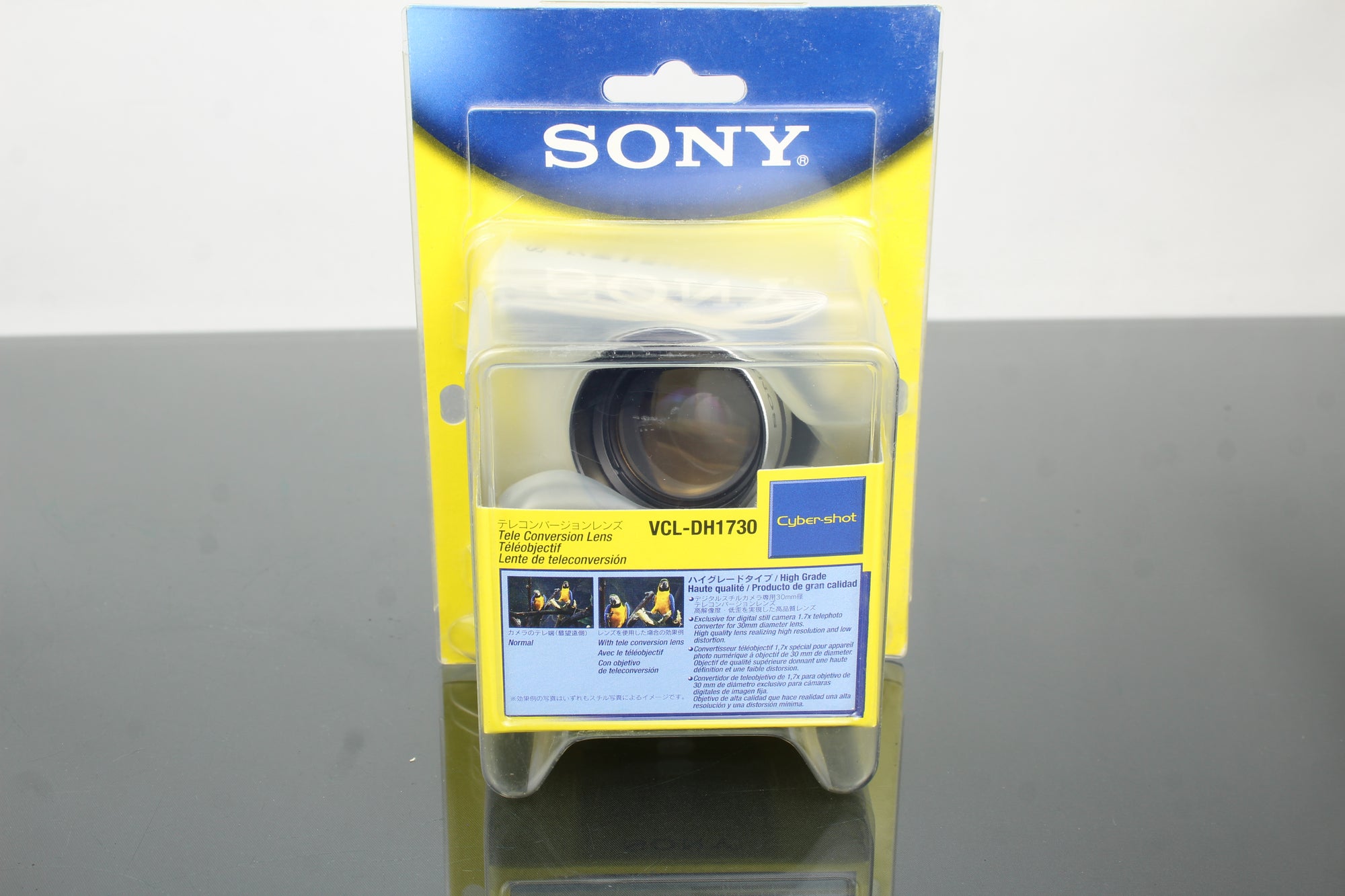Sony HVL-FDH3 Flash + Objectif de conversion télé Sony VCL-DH1730