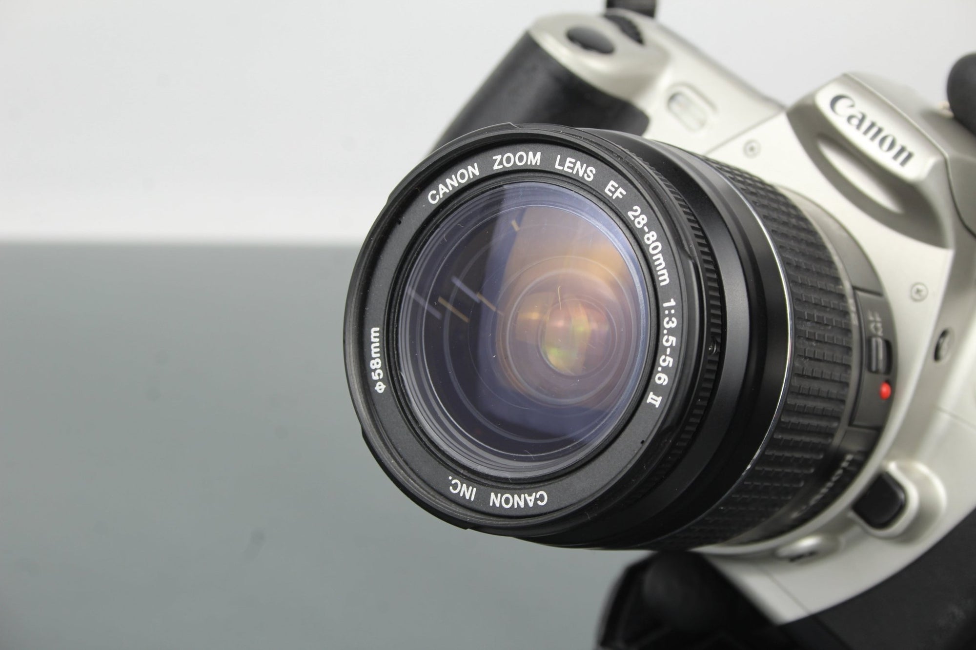 Canon EOS 300 + Canon EF 28 - 80mm 1:3.5 - 5.6 lens - Dutch|Thrift