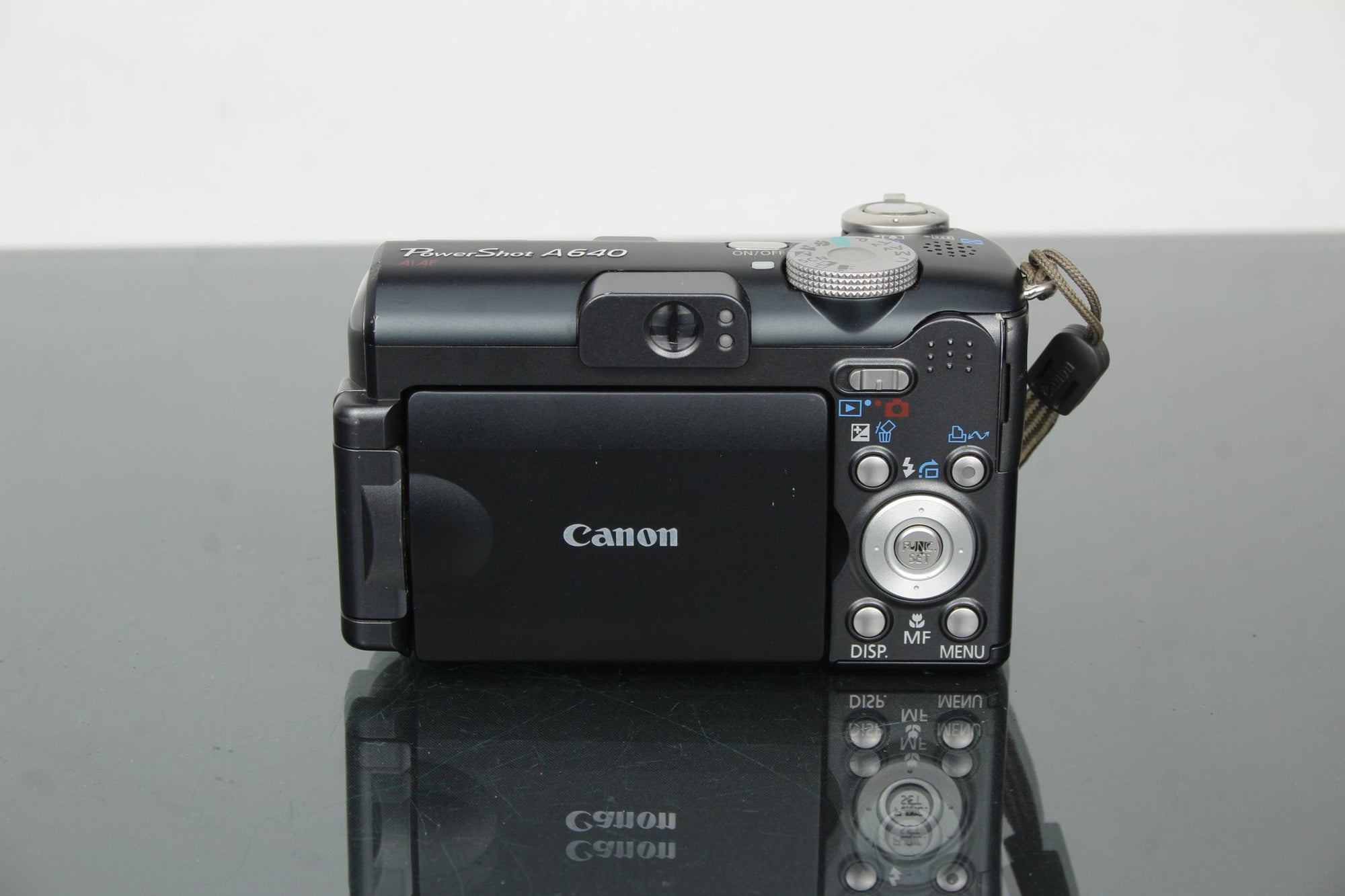 Canon Powershot A640 - Dutch|Thrift