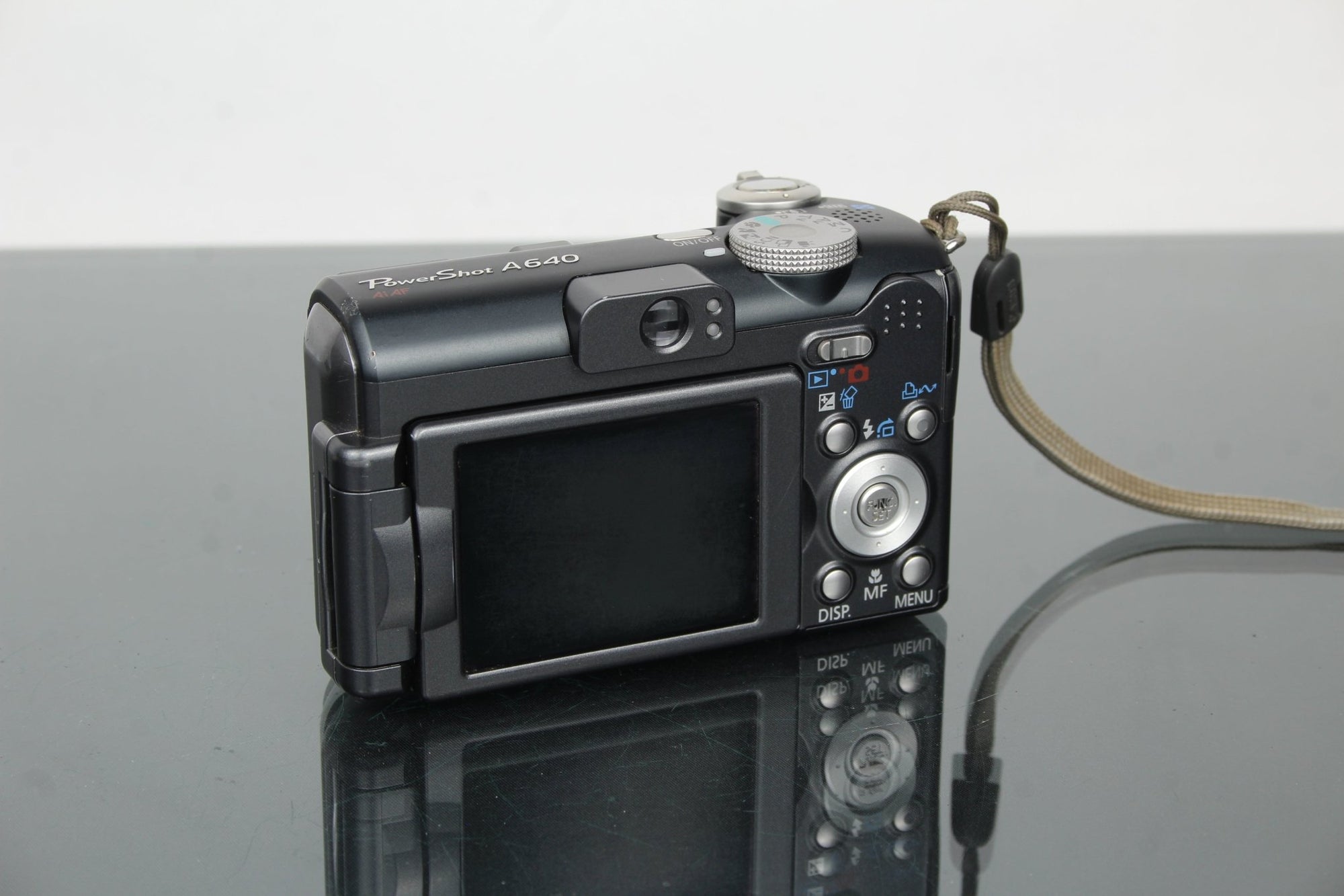 Canon Powershot A640 - Dutch|Thrift