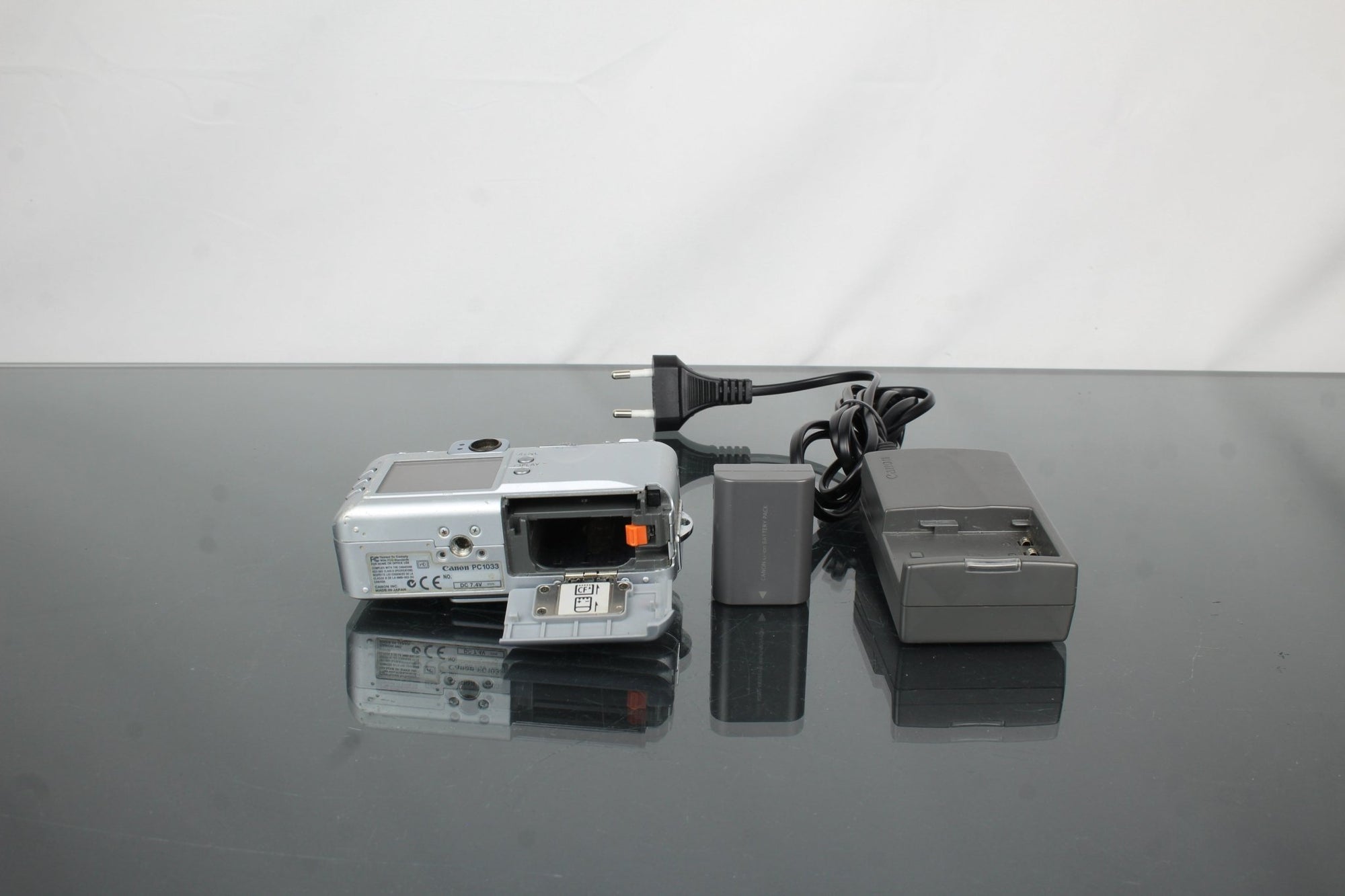 Canon PowerShot S45 - Dutch|Thrift