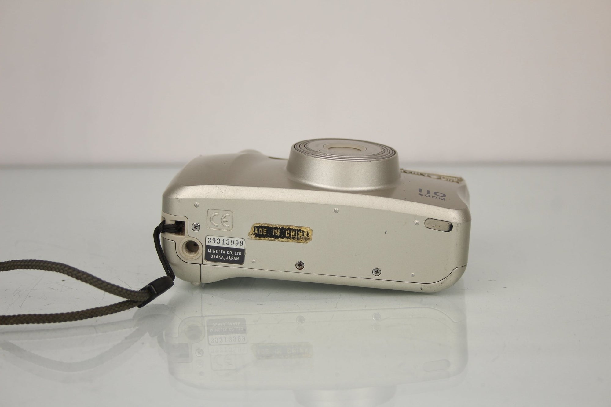 Minolta 110 Zoom - Dutch|Thrift