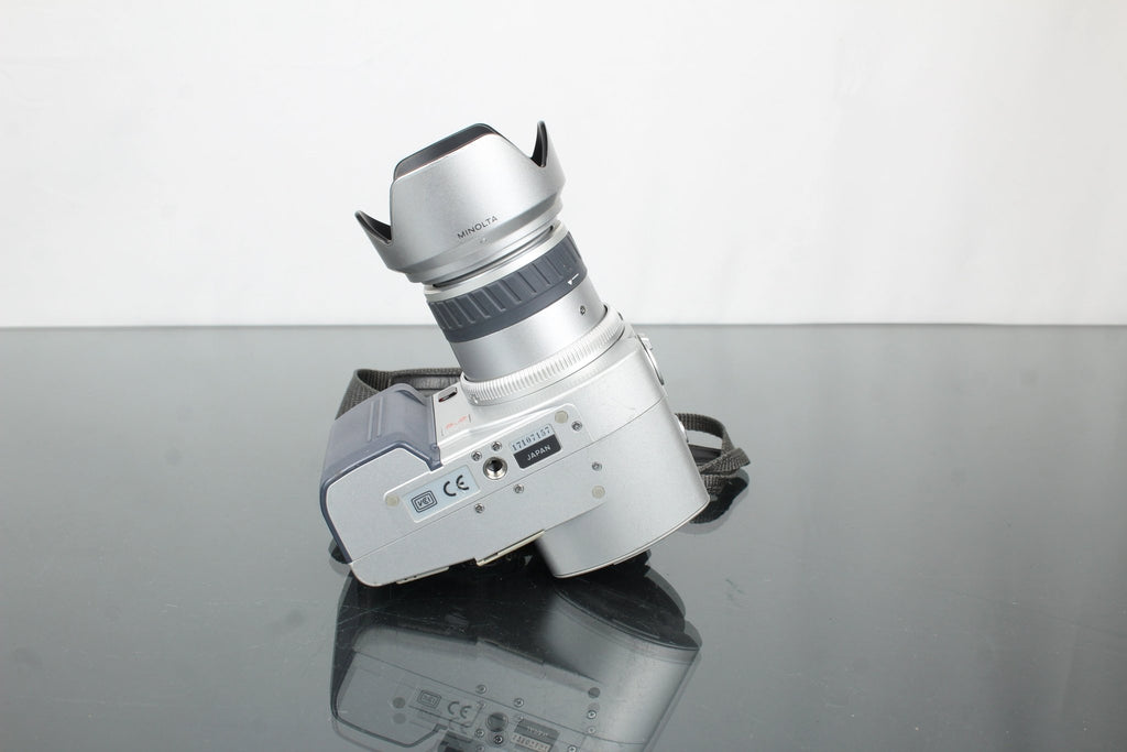 Minolta Dimage 7 - Dutch|Thrift