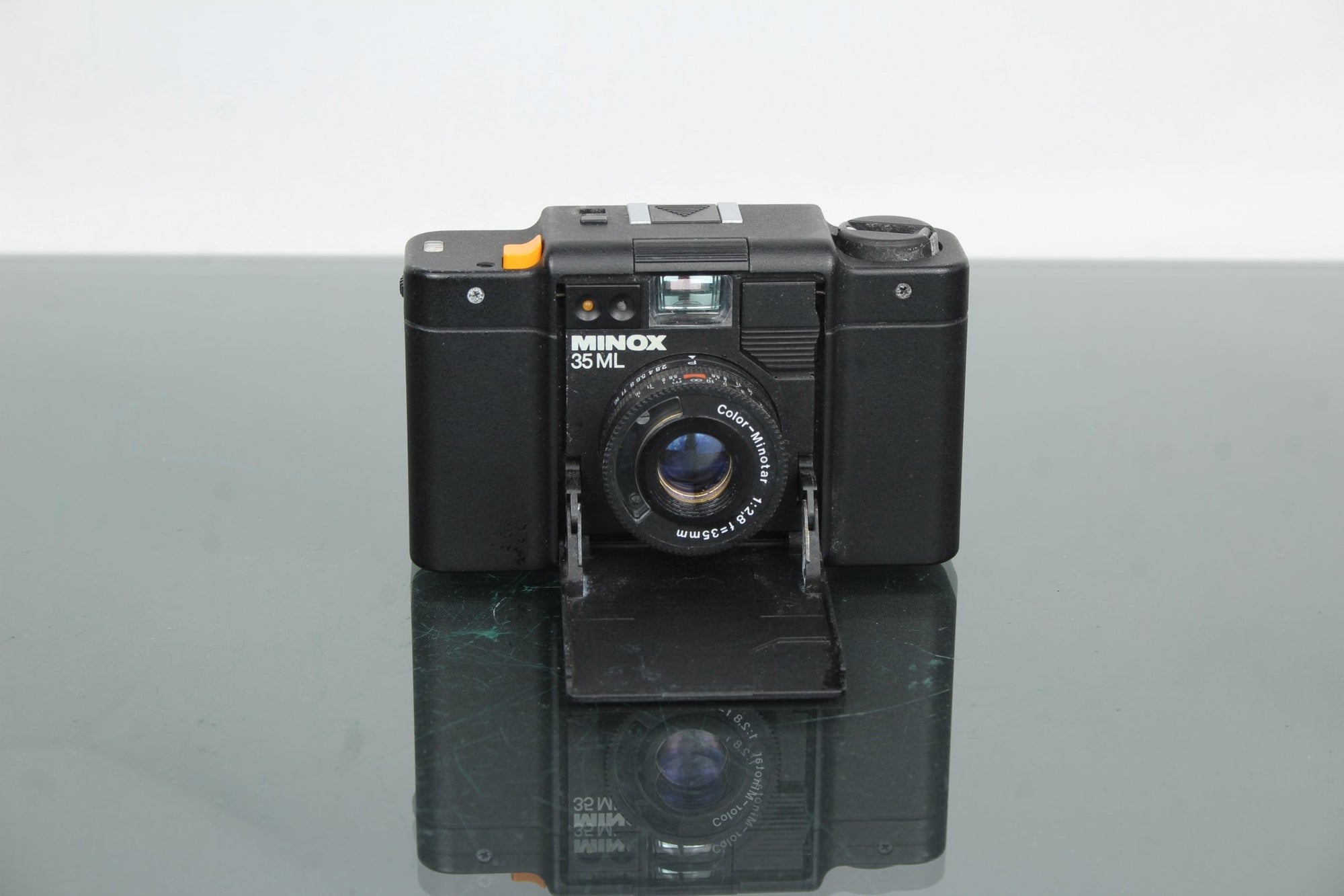 Minox 35ML - Dutch|Thrift