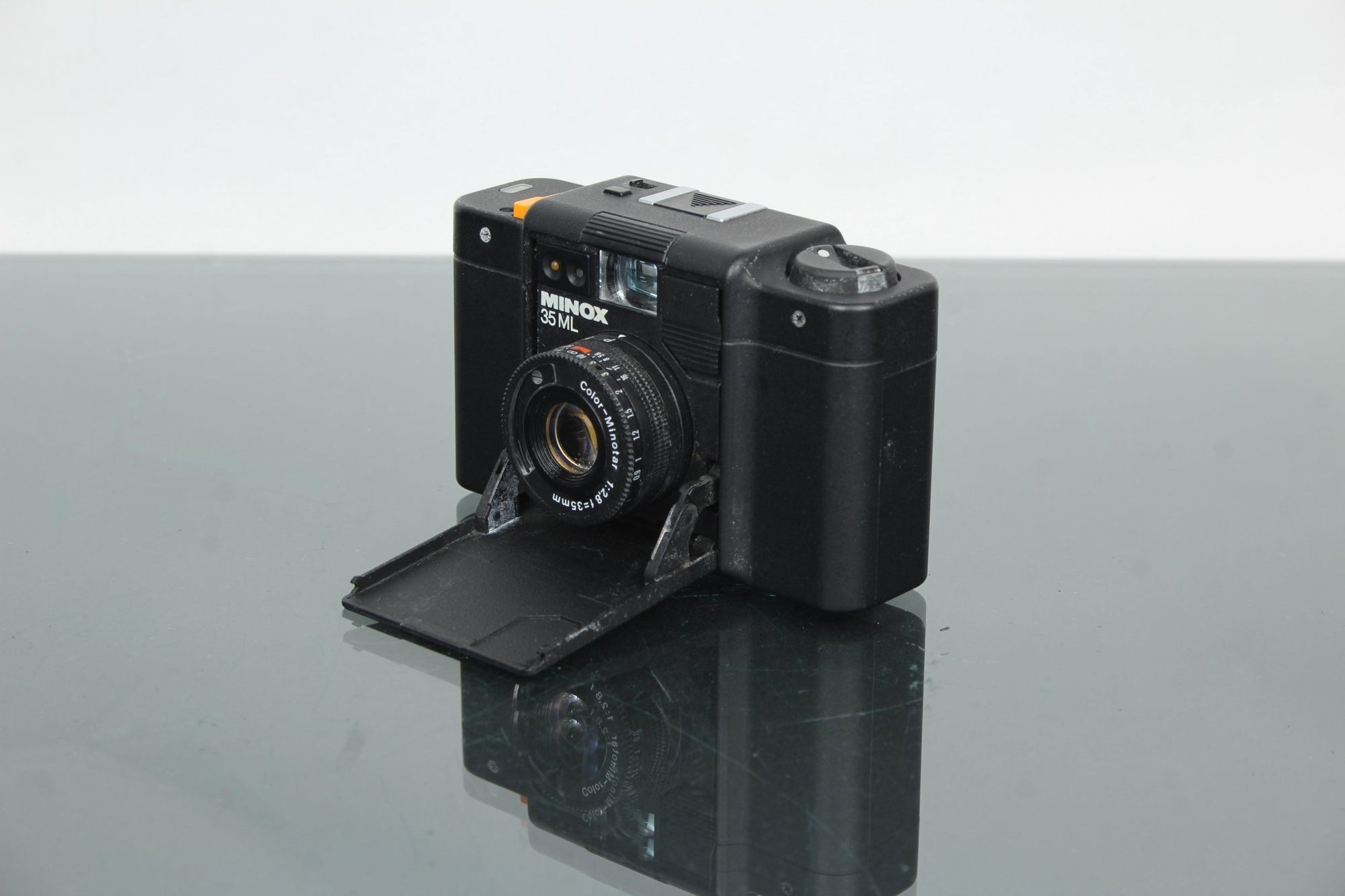 Minox 35ML - Dutch|Thrift