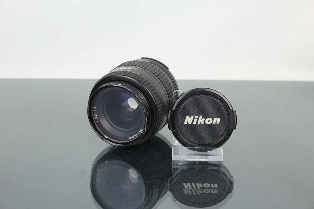 Nikon AF Nikkor 35 - 70mm 1:3.3 - 4.5 (F - mount) - Dutch|Thrift