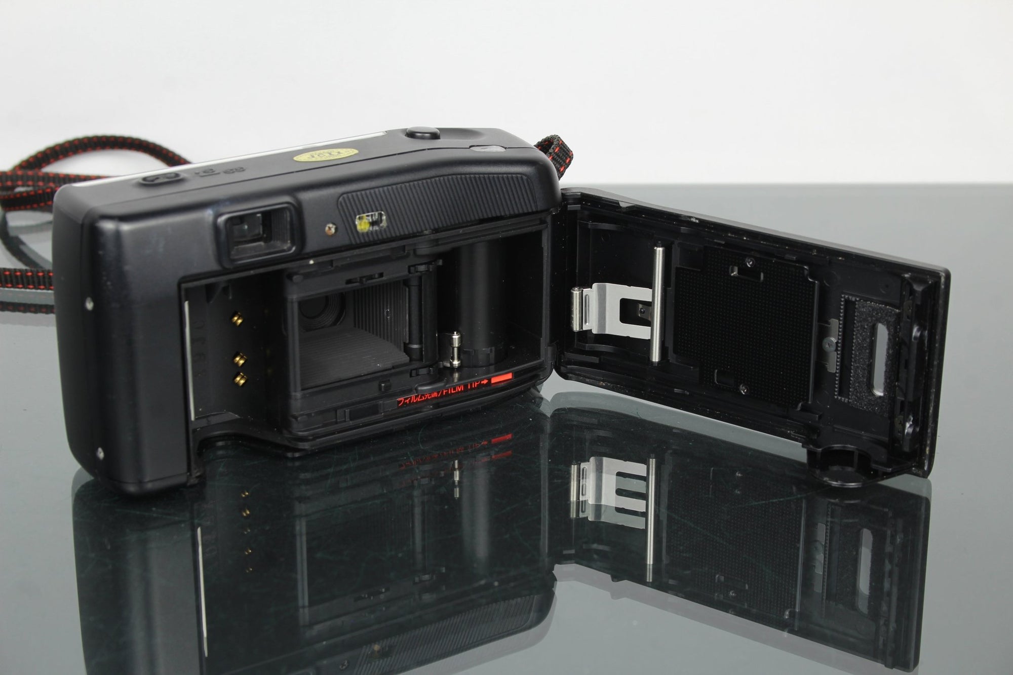 Nikon RF2 - Dutch|Thrift