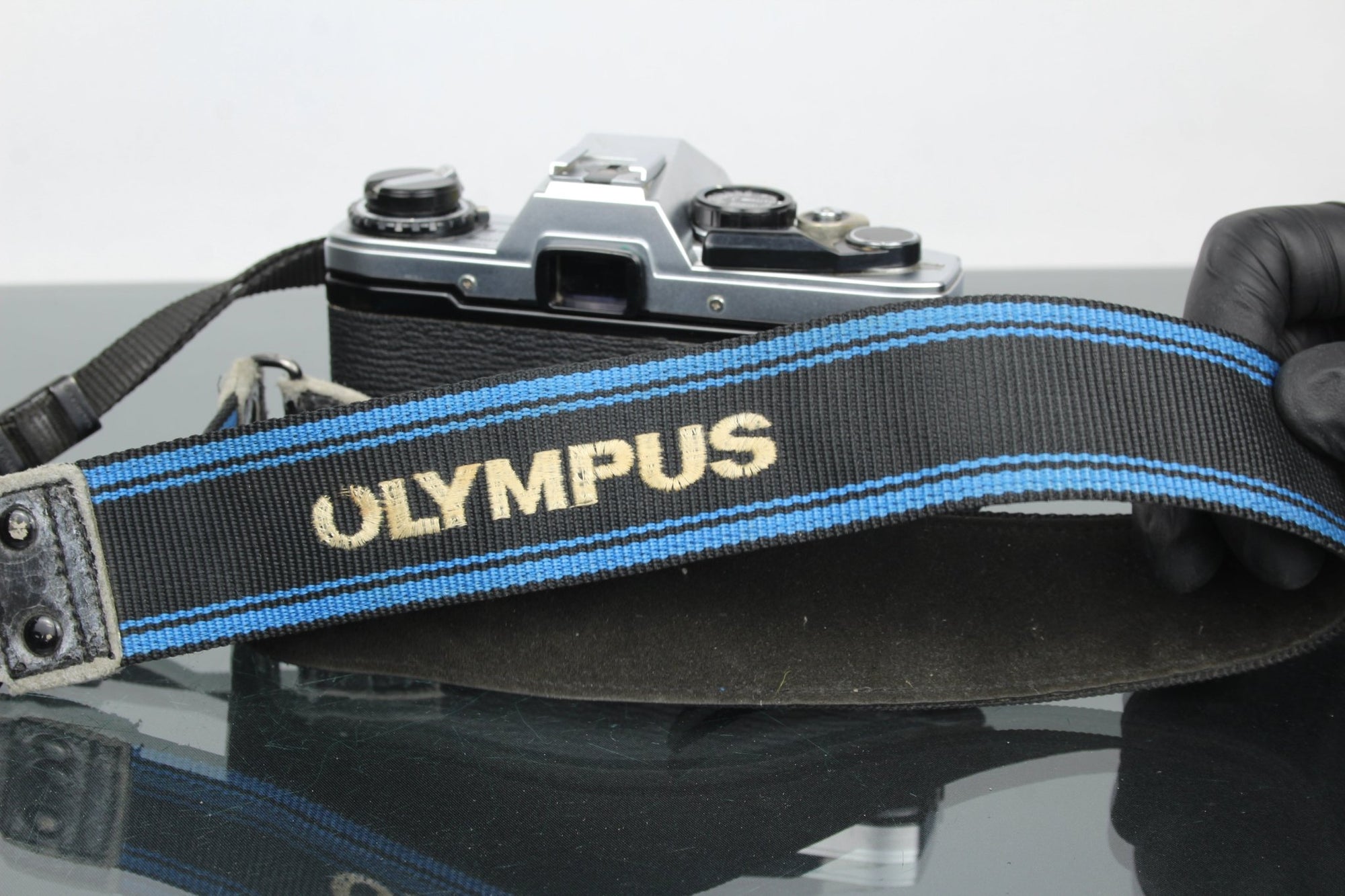 Olympus OM10 + 50mm 1:1.8 OM lens - Dutch|Thrift