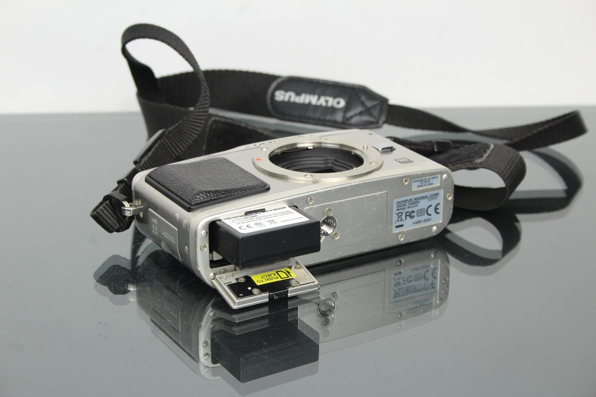 Olympus Pen E - P1 - Dutch|Thrift