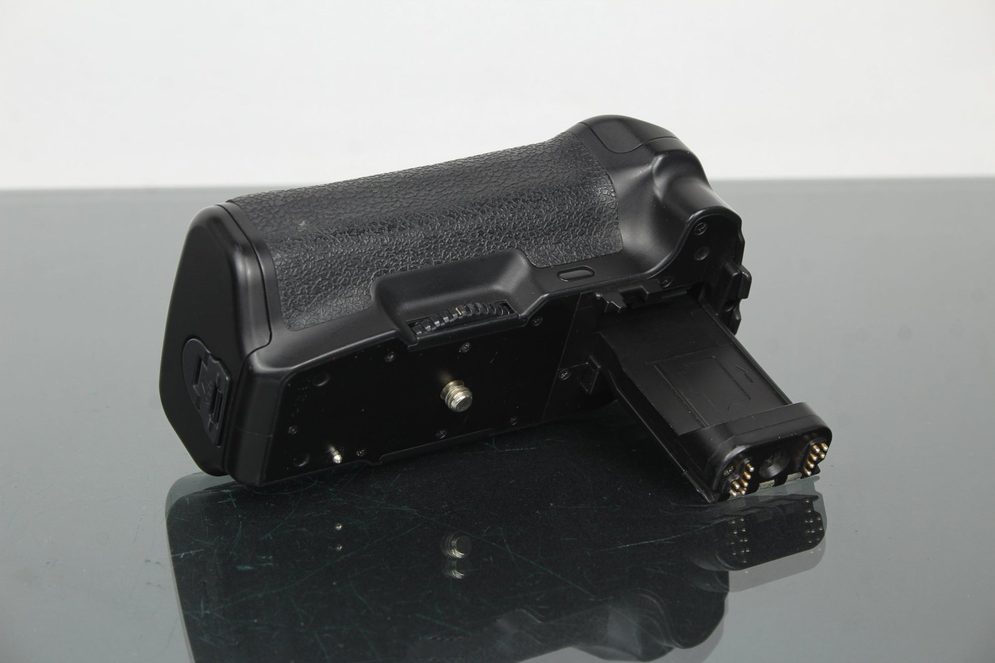 Opteka BGRXT Grip For Canon Rebel XT - Dutch|Thrift