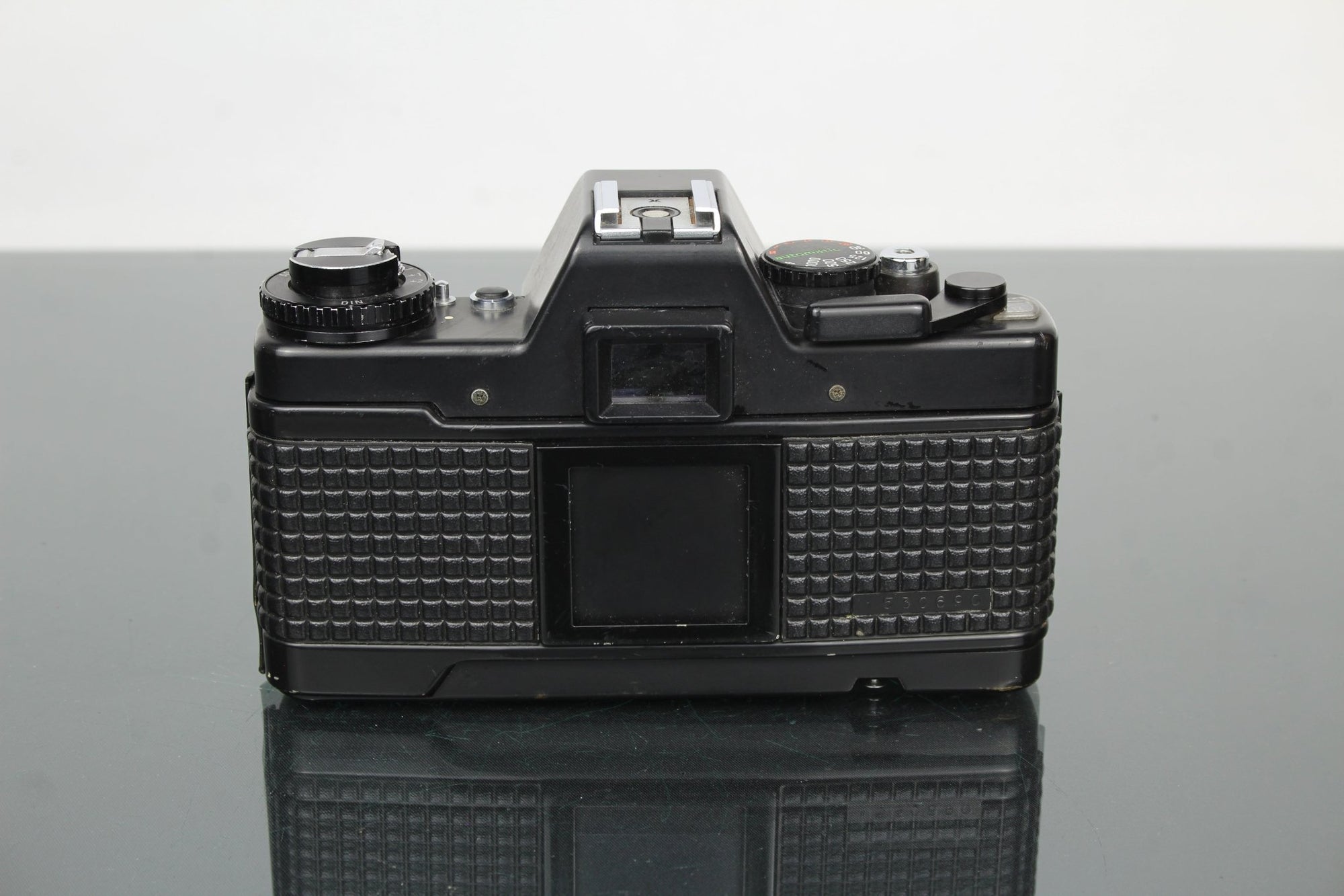 Praktica B200 electronic + Prakticar 50mm 1.8 lens - Dutch|Thrift