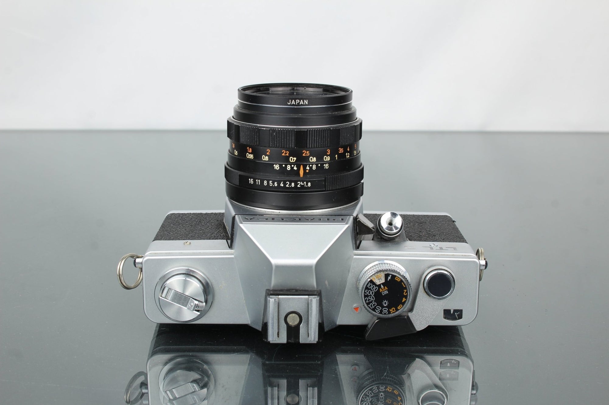 Praktica LTL 3 + Pentacon Auto 1:8/50 - Dutch|Thrift