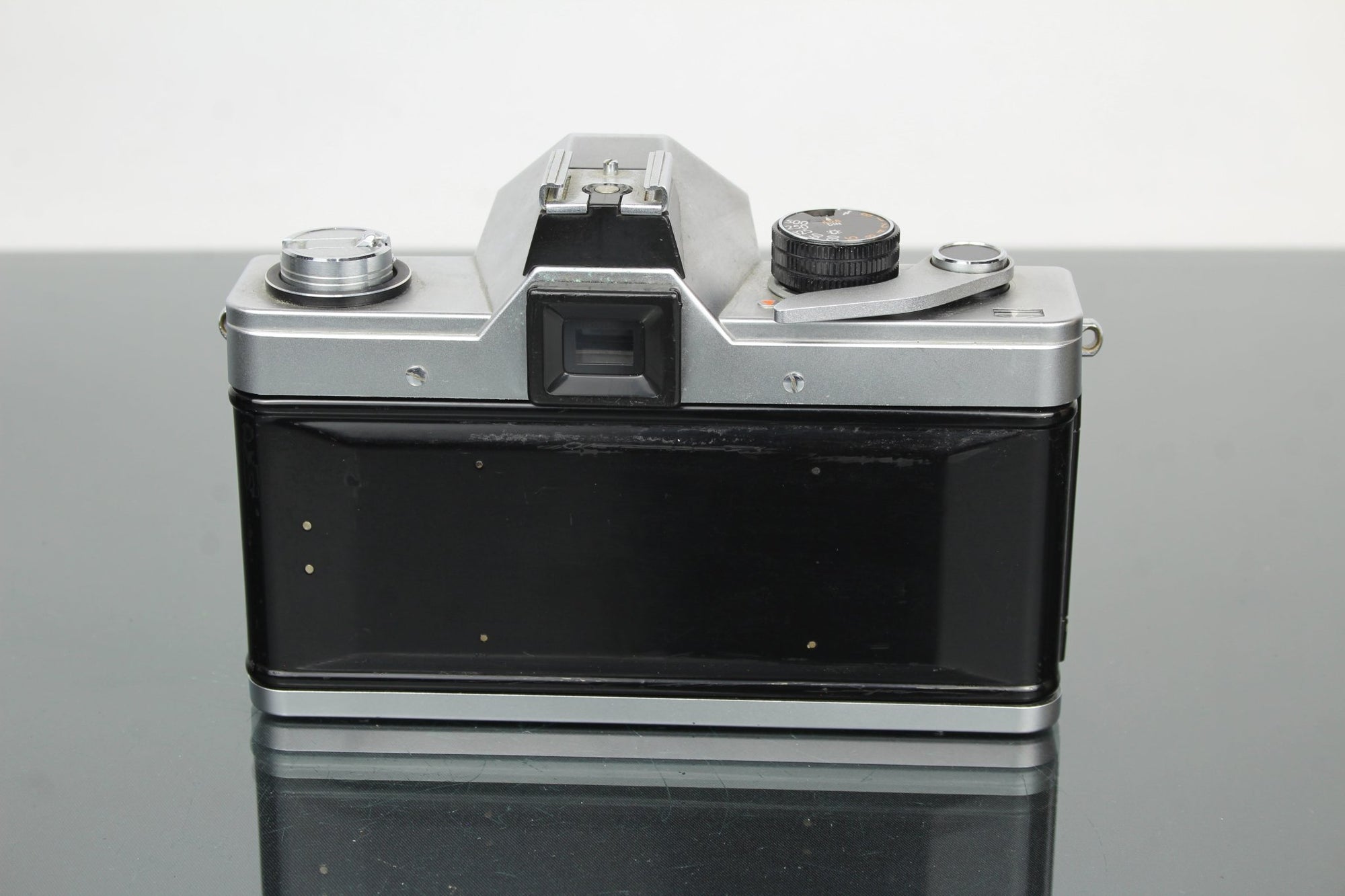 Praktica super TL2 + Pentacon electric 50mm 1.8 M42 lens - Dutch|Thrift