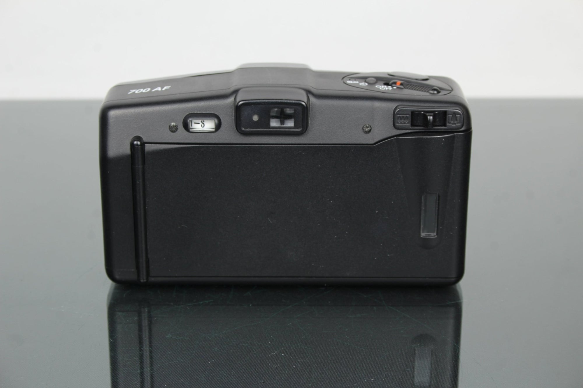 Revue 700 AF Zoom - Dutch|Thrift