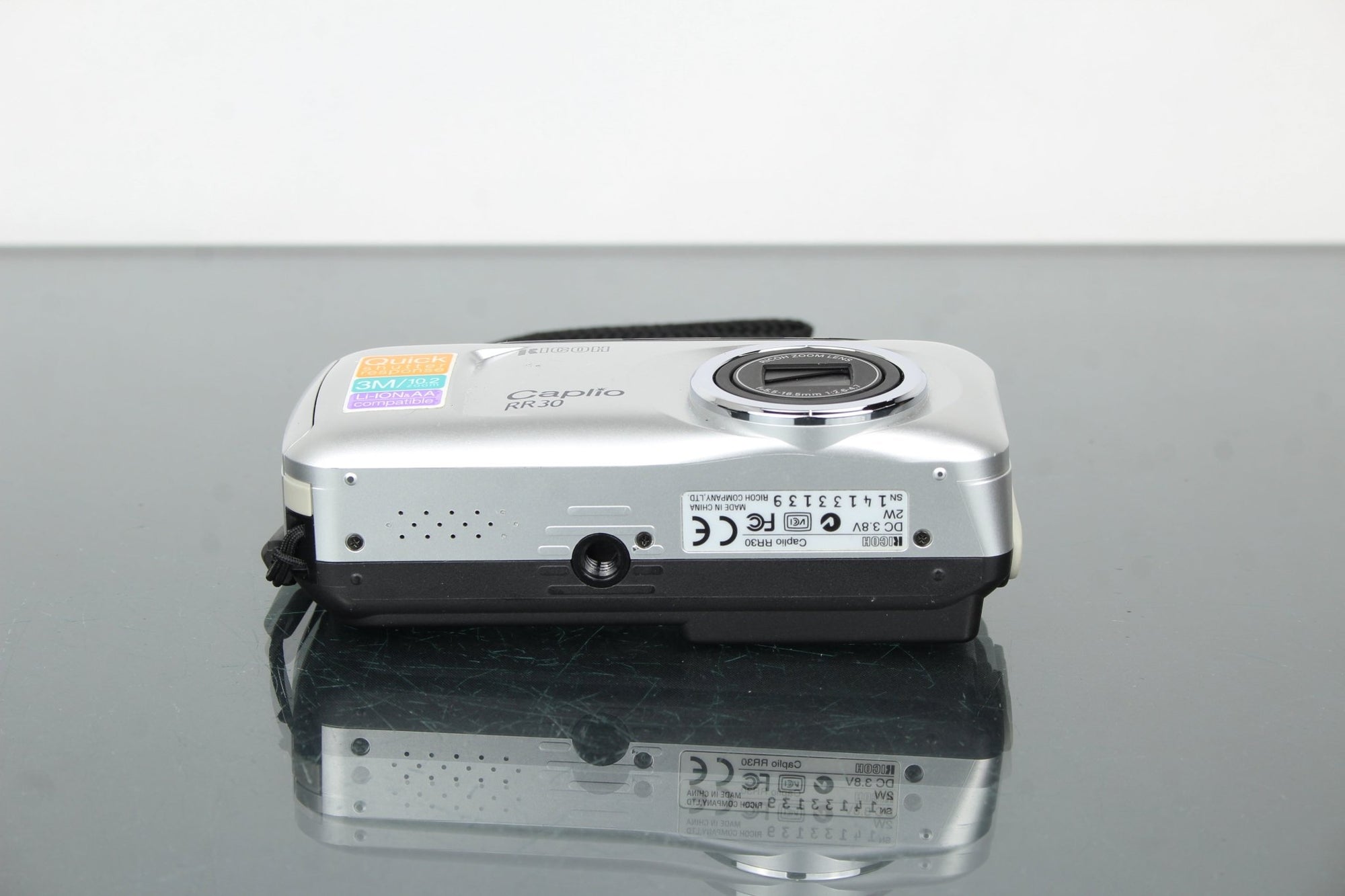 Ricoh Caplio RR30 - Dutch|Thrift