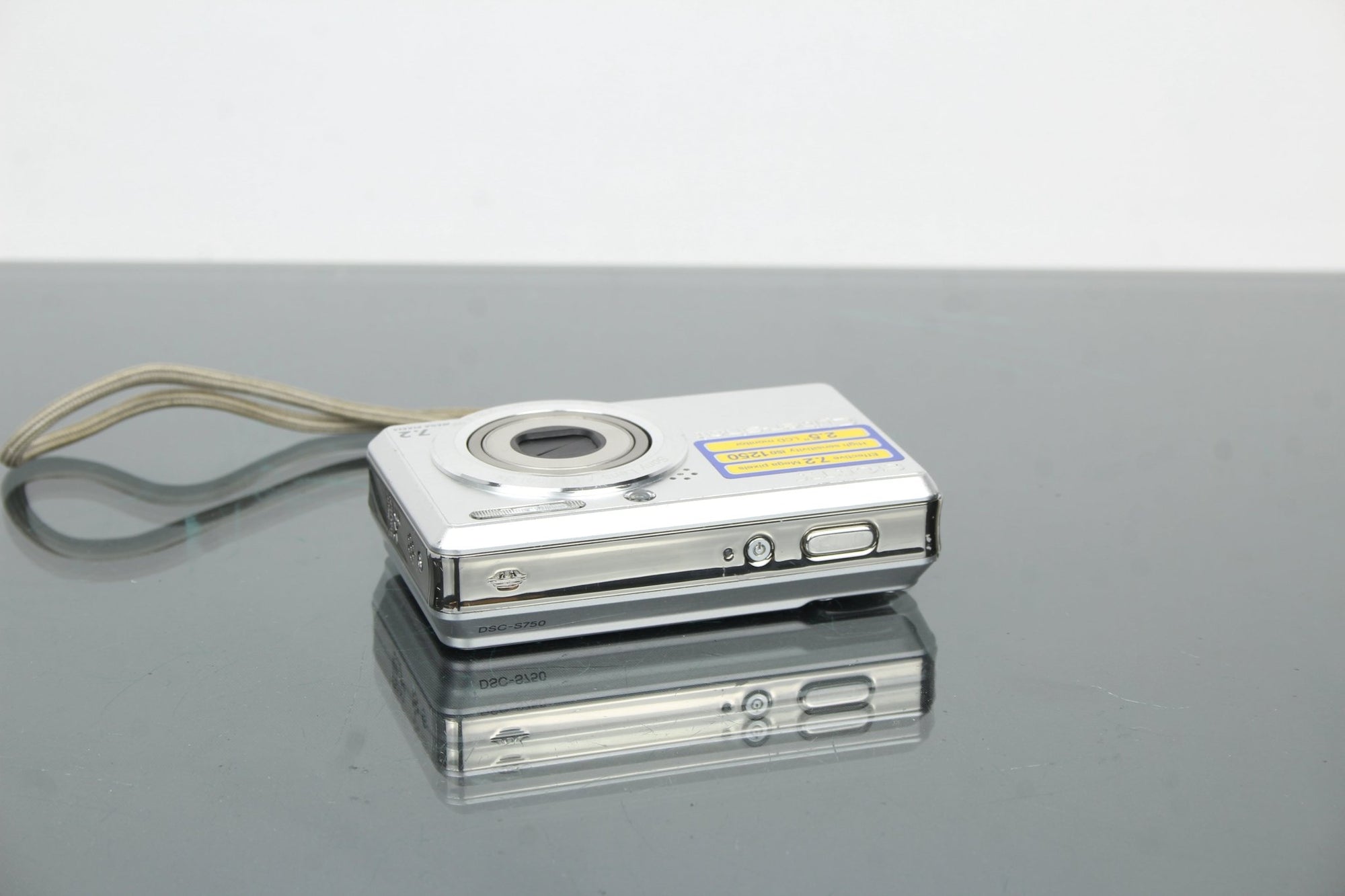 Sony Cyber - Shot DSC - S750 - Dutch|Thrift