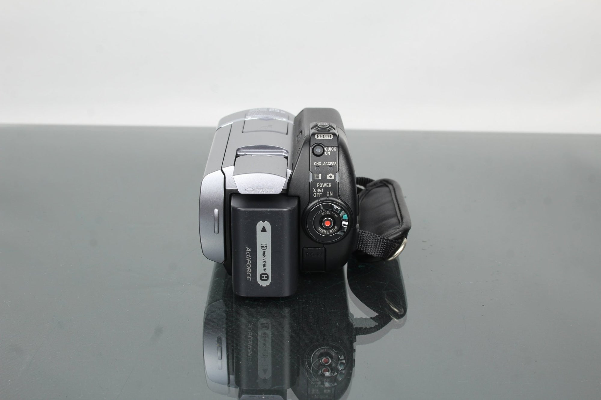 Sony Handycam DCR - SR55E - Dutch|Thrift