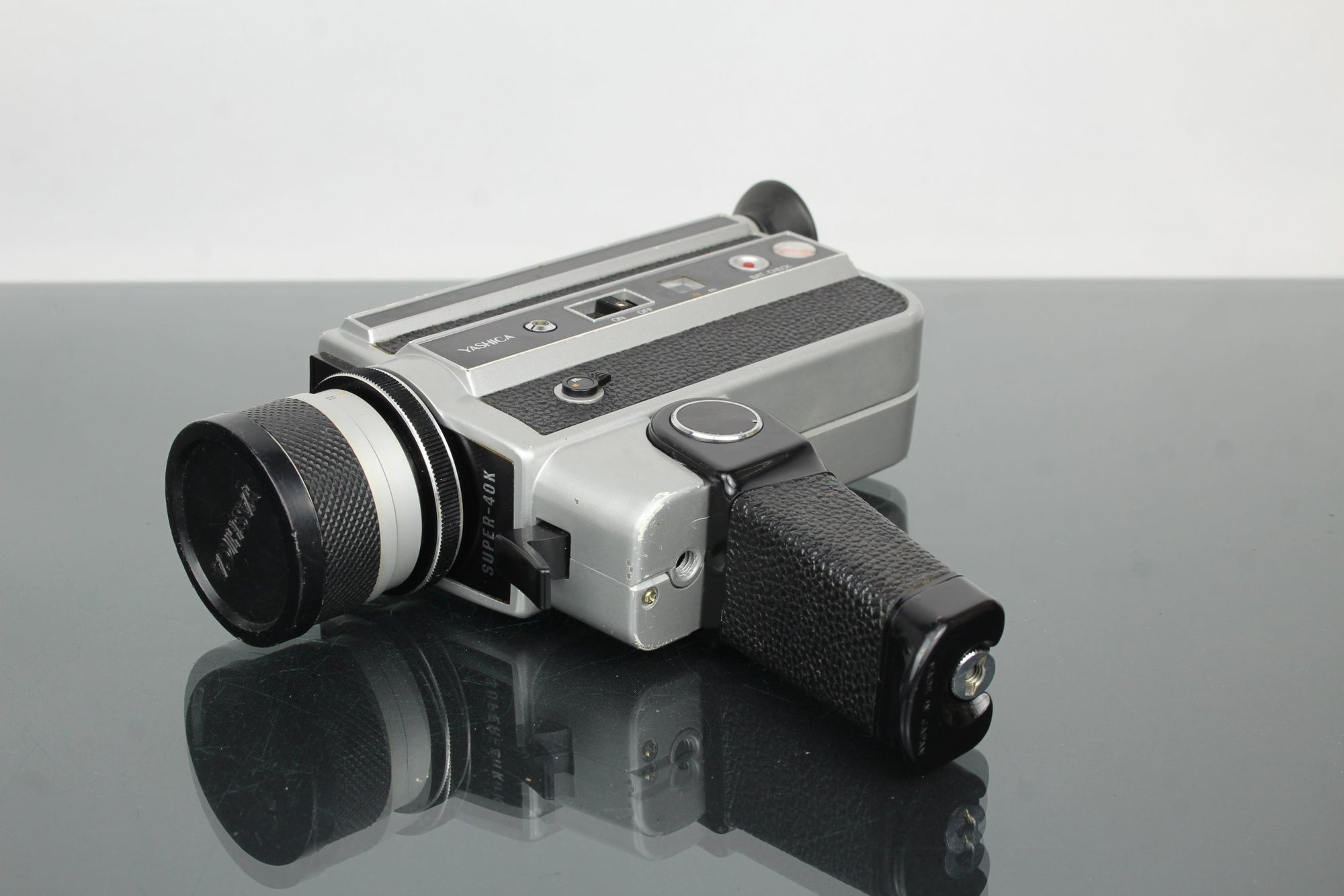 Yashica Super - 40K - Dutch|Thrift