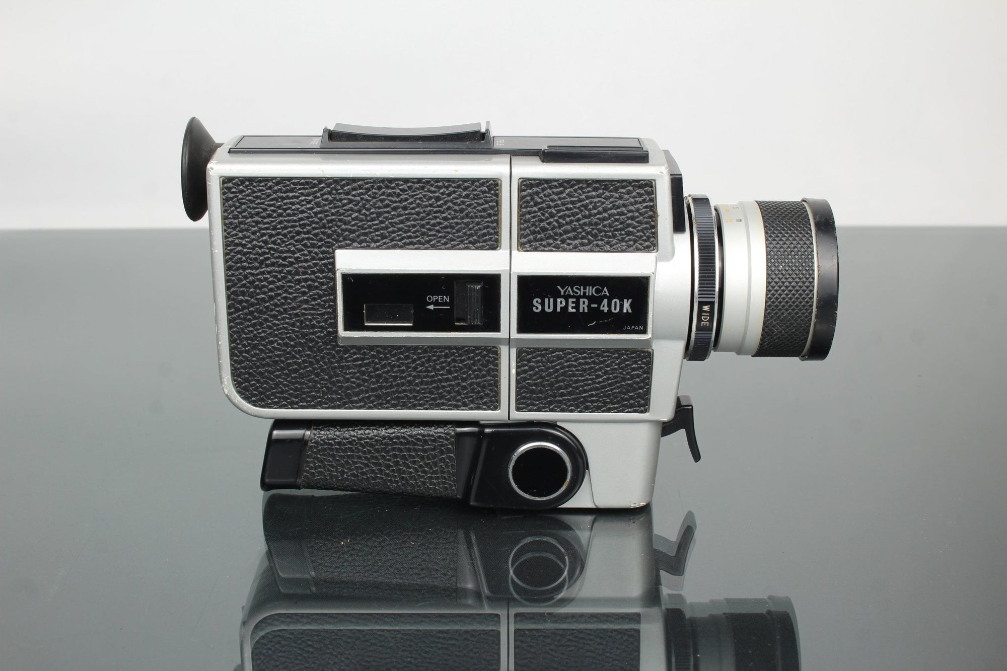 Yashica Super - 40K - Dutch|Thrift