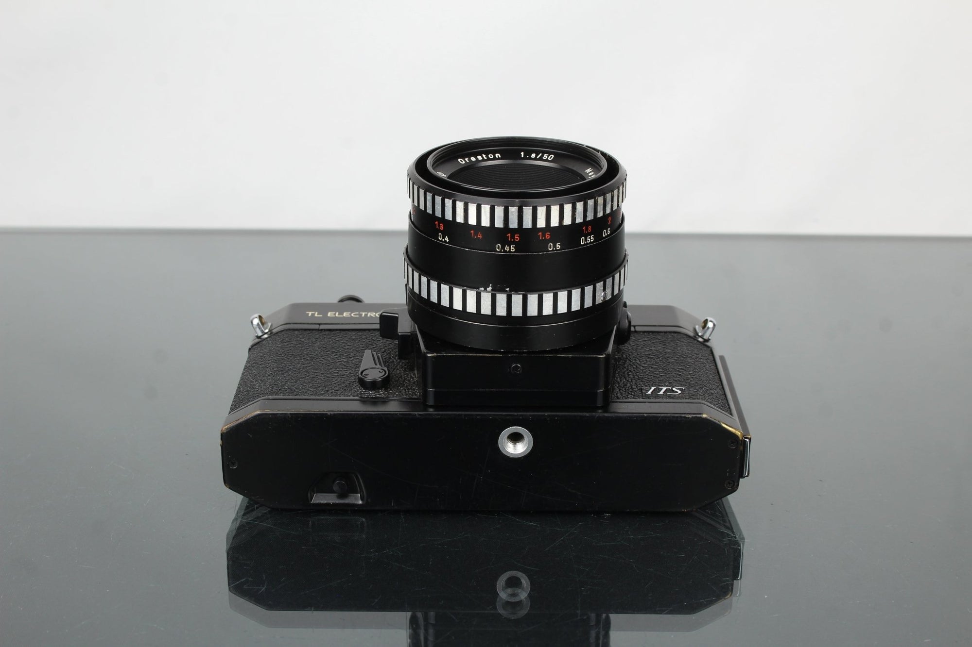 Yashica TL Electro X ITS + Oreston 1.8/50 - Dutch|Thrift