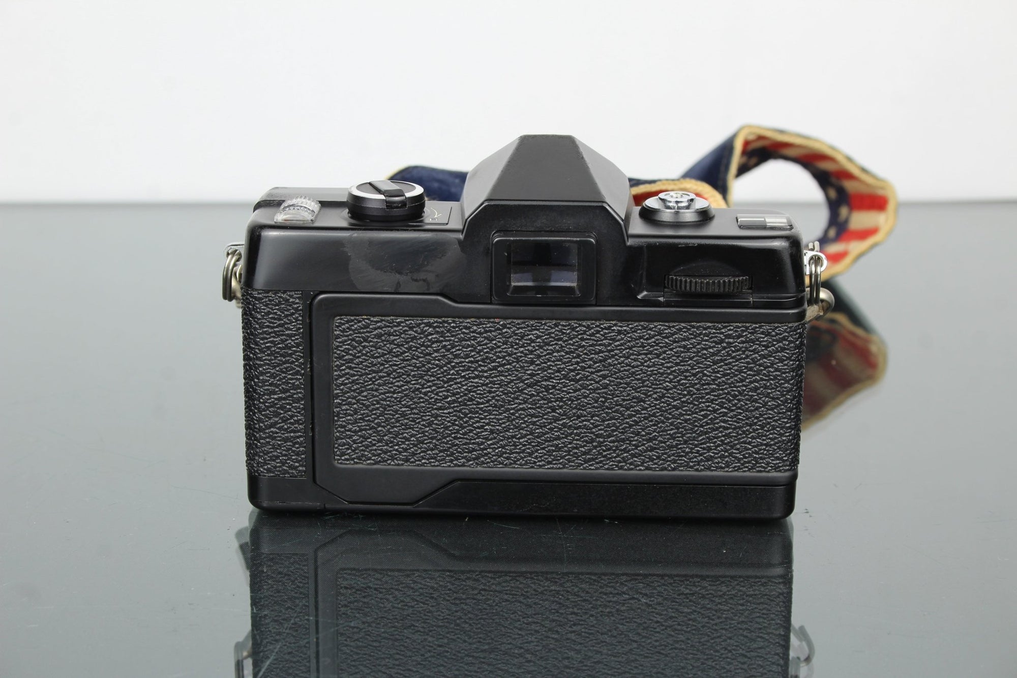 Yumica RFX - 1 + 2.8 40mm Yumica lens - Dutch|Thrift